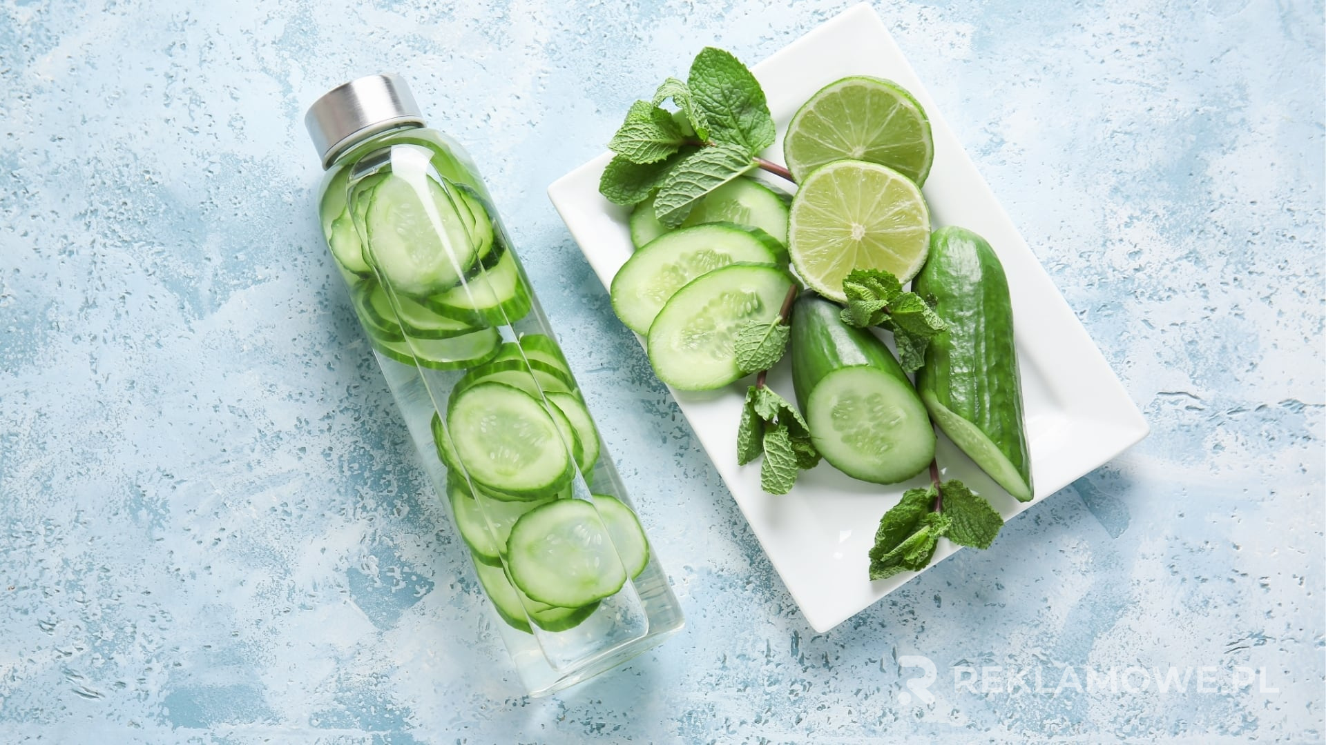 Kolorowe bidony reklamowe z logo firmy